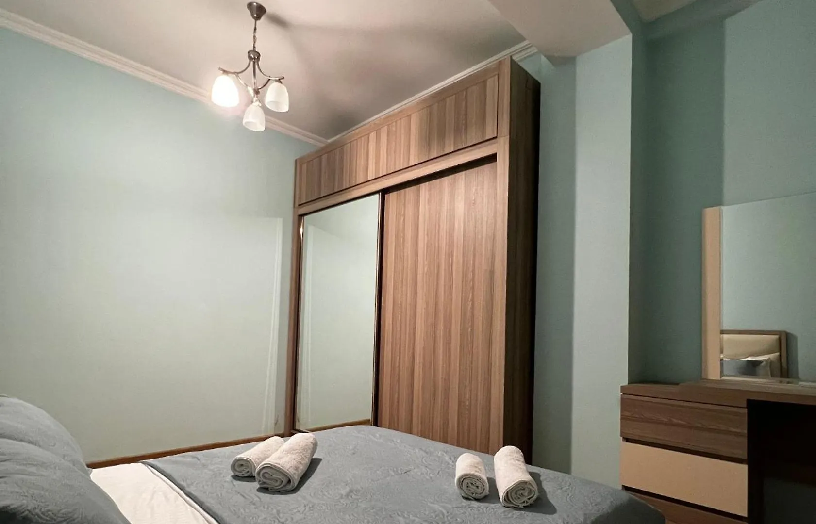 Kate Home 트빌리시 0*,  조지아